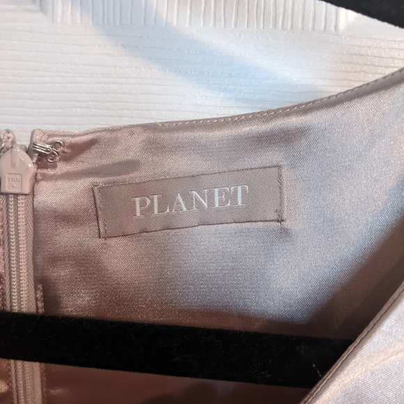 Faux Lace Detailed Dress - Picture 4 of 6